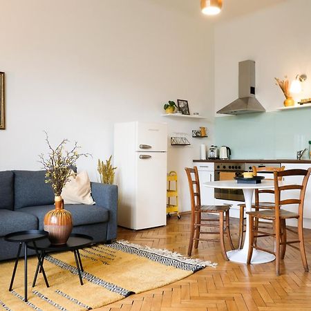 Stilvolles Apartment Im Zentrum - Free Parking Graz Exterior photo